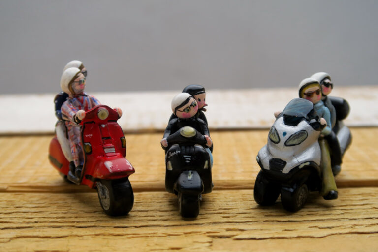 miniature moto scooter vespa piaggio collezione labottegadimarika (25)